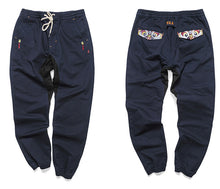HEA 3D-CUT JOGGERS WITH LION PRINTED DETAILS ON POCKETS